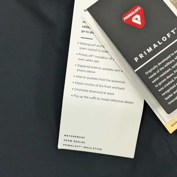 Lululemon Rain rebel insulated jacket - Picture 10 of 13